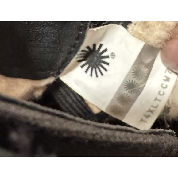 UGG Women's Tulane Boots Black 1095157 Waterproof Size 7.5 Zip Up - Picture 5 of 7